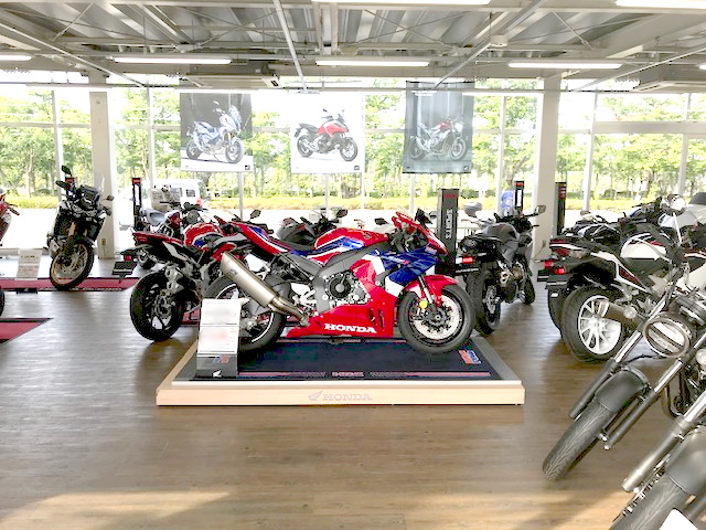 ホンダドリーム 立川 外観 4